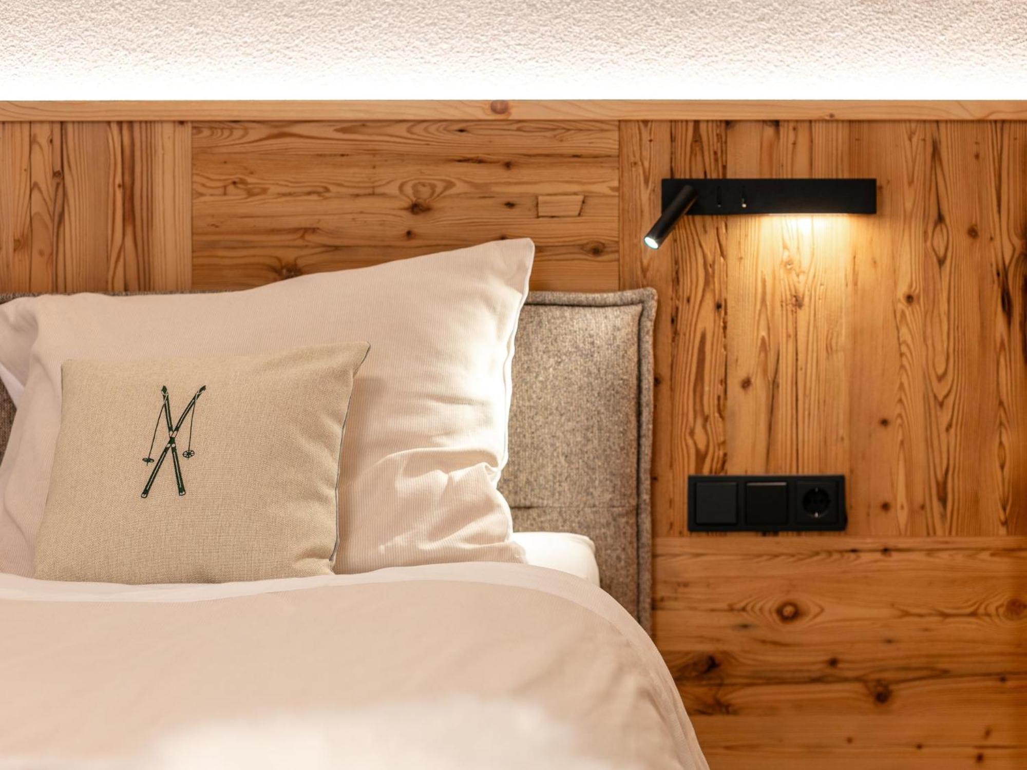 פרטנאו Alpenlodge Pettneu Lodge 2 מראה חיצוני תמונה